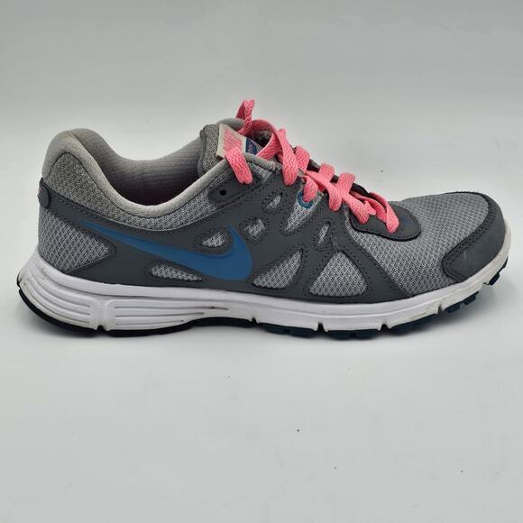 Nike Women's 7 Shoe Revolution 2 Athletic Running Sneaker 554900-006 Gray - Picture 1 of 12